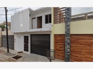 Casa en venta en Prados Del Sur, Culiacán — foto 2 de 7
