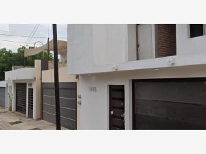 Casa en venta en Prados Del Sur, Culiacán — foto 3 de 7