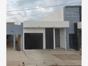Casa en venta en Prados Del Sur, Culiacán — foto 2 de 7