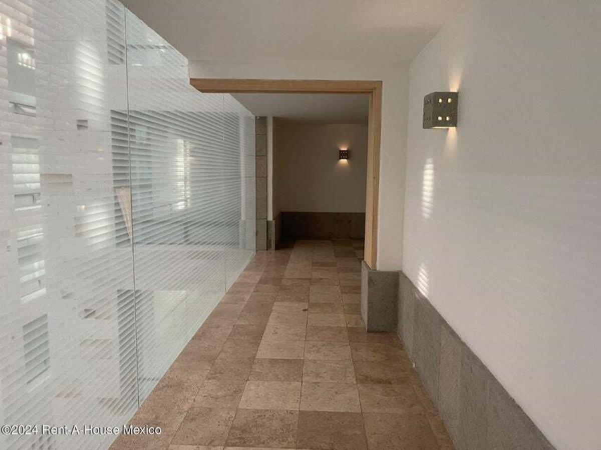 Oficina en renta en Hacienda de Valle Escondido, Atizapán de Zaragoza — foto 1 de 18