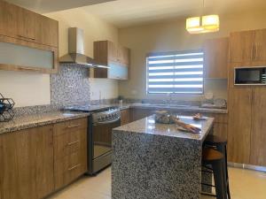 Casa en venta en Villas del Renacimiento, Torreón — foto 3 de 24