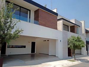 Casa en venta en Cumbres Elite Premier, García — foto 2 de 29