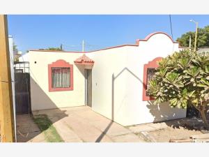 Casa en venta en Los Laureles, Navojoa — foto 2 de 4