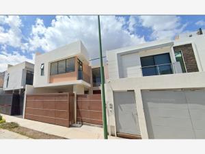 Casa en Villa Magna, San Luis Potosí, San Luis Potosí