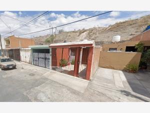 Casa en Privada Españita, San Luis Potosí, San Luis Potosí