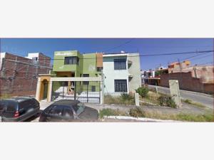 Casa en venta en Jardines de San Joaquín, Zamora — foto 3 de 7