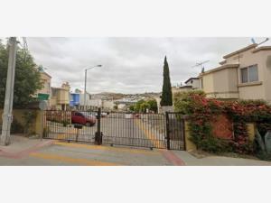 Casa en Urbi Quinta del Cedro, Tijuana, Baja California