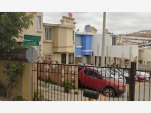 Casa en venta en Urbi Quinta del Cedro, Tijuana — foto 2 de 9