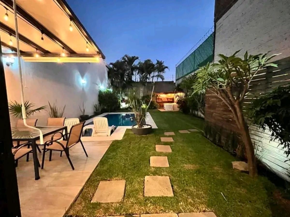 Casa en venta en Cuernavaca Centro, Cuernavaca — foto 1 de 20