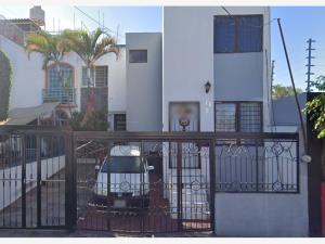 Casa en venta en Residencial San Elias, Guadalajara — foto 3 de 4