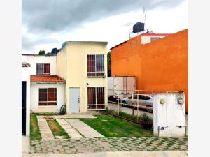 Casa en venta en Los Álamos 1a. Sección, Heroica Ciudad de Huajuapan de León, Oaxaca