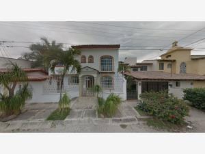 Casa en venta en Diaz Ordaz, Puerto Vallarta — foto 2 de 12