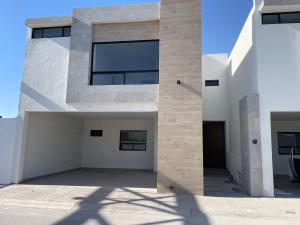 Casa en venta en Los Viñedos, Torreón, Coahuila de Zaragoza Casa en venta en Los Viñedos, Torreón, Coahuila de Zaragoza