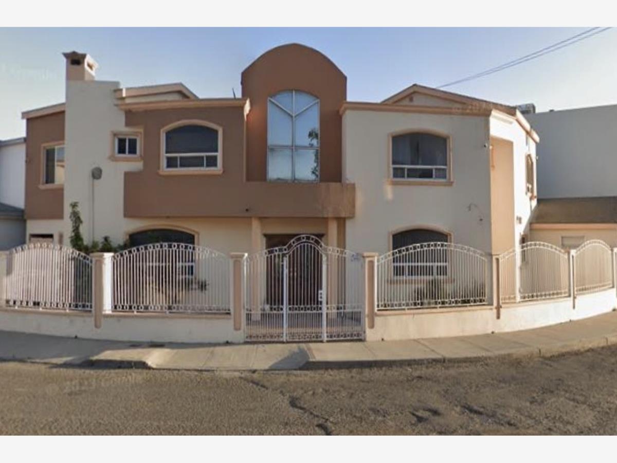 Casa en venta en Loma Dorada, Ensenada — foto 1 de 8