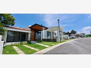 Casa en venta en Lomas de Cocoyoc, Atlatlahucan — foto 3 de 24