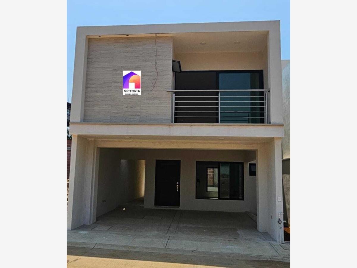 Casa en venta en Tlacotengo, Fortín — foto 1 de 18