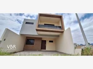 Casa en venta en Villas de las Ánimas, Fortín — foto 2 de 26