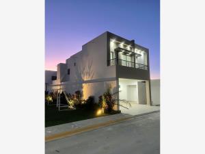 Casa en venta en Quintas la Cima, Torreón — foto 2 de 26