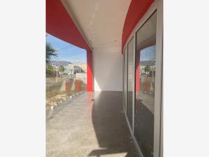 Edificio en venta en Luis Donaldo Colosio, Saltillo — foto 2 de 11