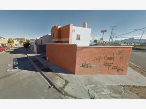 Casa en venta en Privada Coahuila, Saltillo — foto 2 de 6
