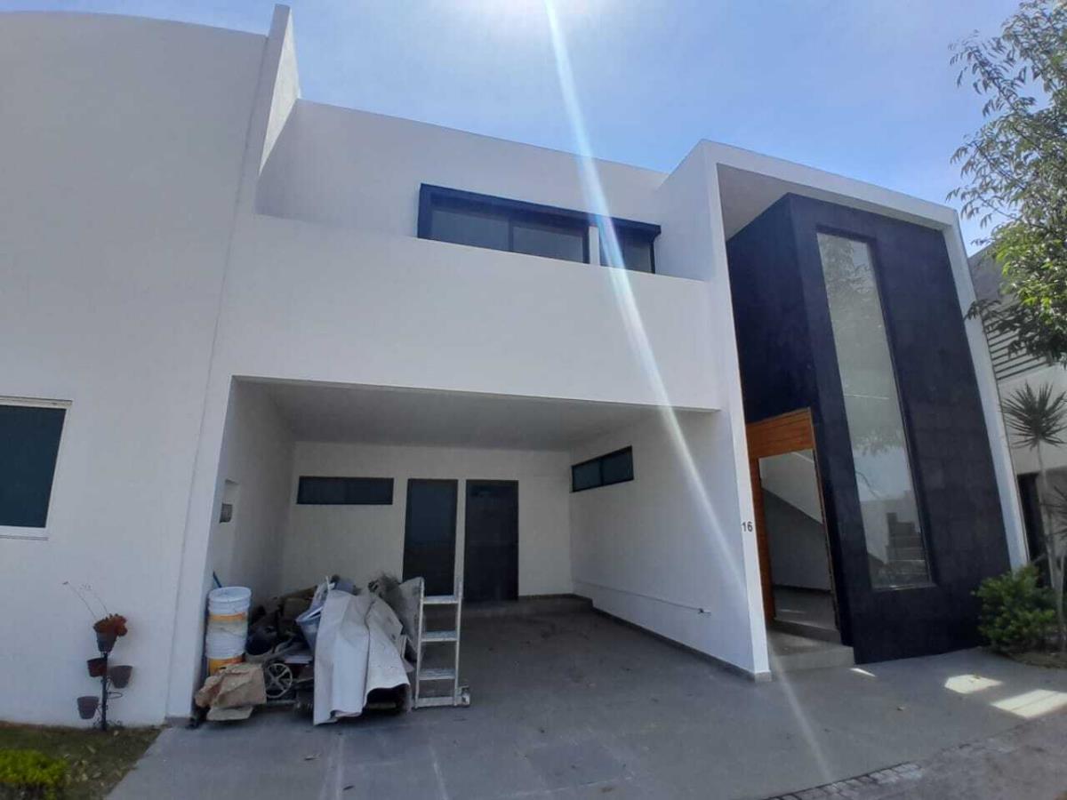 Casa en venta en Lomas de Angelópolis, San Andrés Cholula — foto 1 de 22