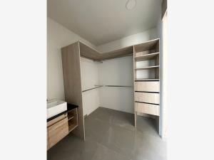 Casa en venta en Arbolada Bosques de Santa Anita, Tlajomulco de Zúñiga — foto 2 de 15