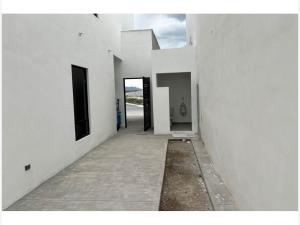 Casa en venta en Los Valdez, Saltillo — foto 2 de 19