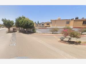 Casa en venta en Villas de San Miguel, Ensenada — foto 2 de 5