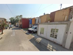 Casa en venta en Lomas de Coacalco 1a. Sección, Coacalco de Berriozábal — foto 3 de 5