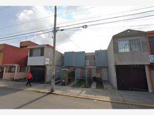 Casa en Los Héroes de Puebla, Puebla, Puebla
