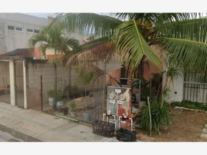 Casa en venta en Mision del Carmen, Playa del Carmen — foto 2 de 4