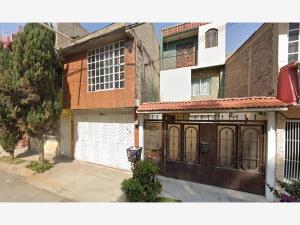 Casa en venta en Hacienda Real de Tultepec, Tultepec — foto 2 de 10