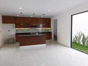 Casa en venta en San Bernardino Tlaxcalancingo, San Andrés Cholula — foto 2 de 21