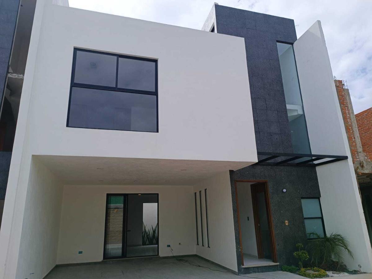 Casa en venta en San Bernardino Tlaxcalancingo, San Andrés Cholula — foto 1 de 21