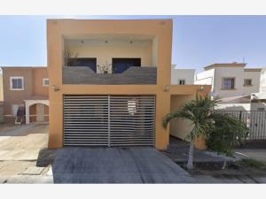 Casa en venta en Villas del Encanto, La Paz — foto 3 de 9