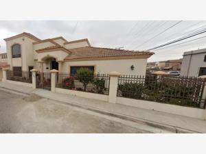 Casa en Otay Constituyentes, Tijuana, Baja California