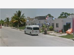 Casa en venta en Playa del Carmen Centro, Playa del Carmen — foto 2 de 4