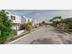 Casa en venta en La Guadalupana, Playa del Carmen — foto 2 de 4