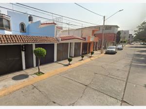 Casa en venta en Bosques de Aragon, Nezahualcóyotl — foto 2 de 7