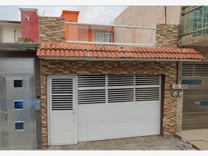 Casa en venta en Lomas de Rio Medio III, Veracruz — foto 2 de 4