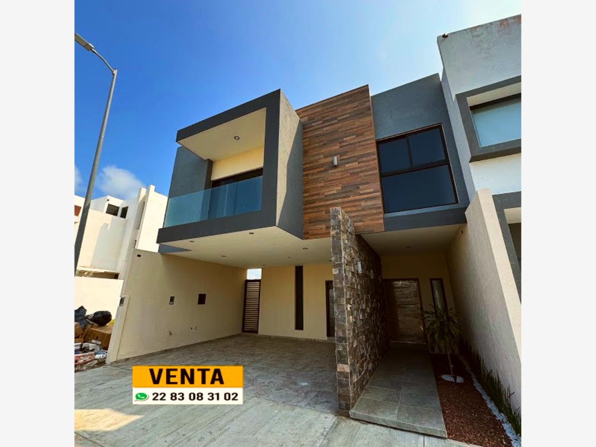 Casa en venta en Lomas de la Rioja, Alvarado — foto 1 de 14