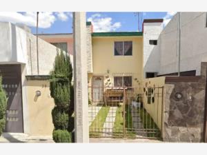 Casa en Bosques de Amalucan, Puebla, Puebla