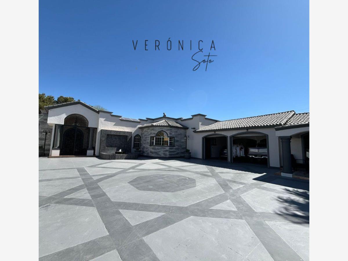 Casa en venta en Hacienda de la Paloma, Juárez — foto 1 de 46