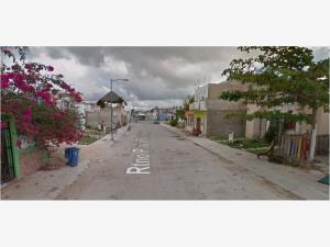 Casa en Misión Villamar I, Playa del Carmen, Quintana Roo — foto 1 de 4
