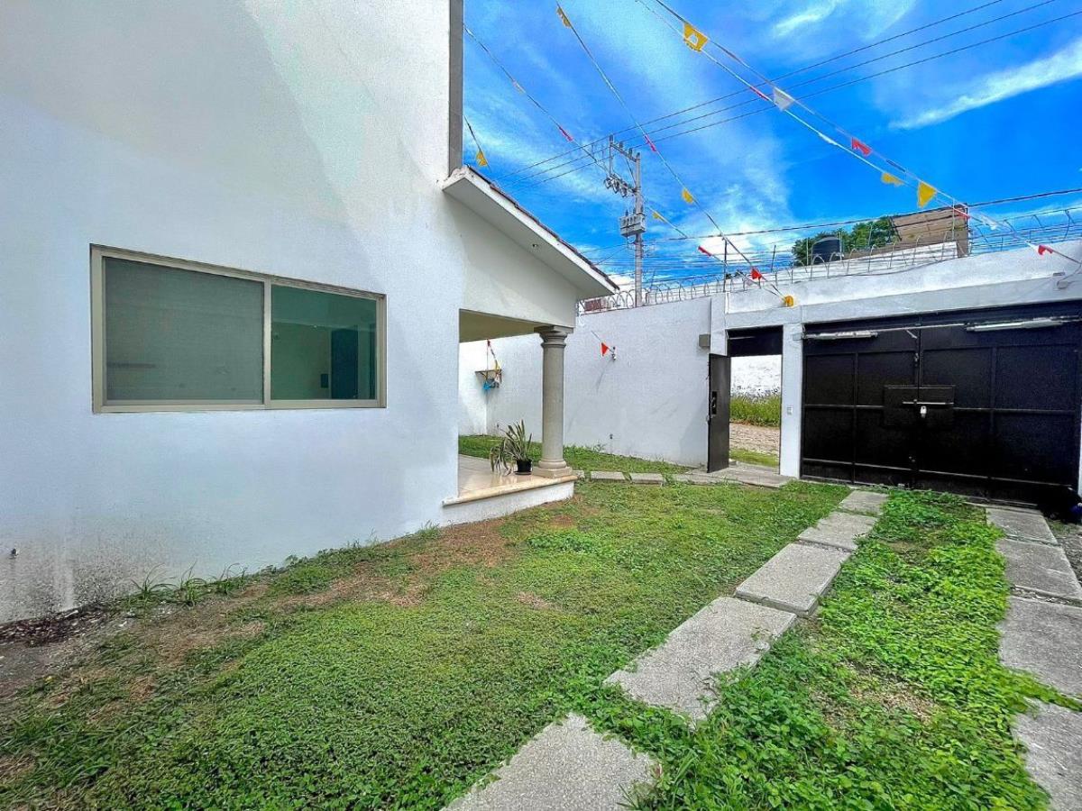 Casa en venta en Burgos, Temixco — foto 1 de 20