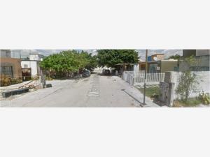 Casa en venta en Mision del Carmen, Playa del Carmen — foto 1 de 4