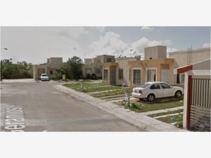 Casa en venta en Misión Las Flores, Playa del Carmen — foto 1 de 4