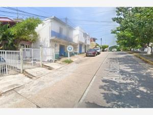 Casa en venta en Benito Juarez Norte, Coatzacoalcos — foto 2 de 5