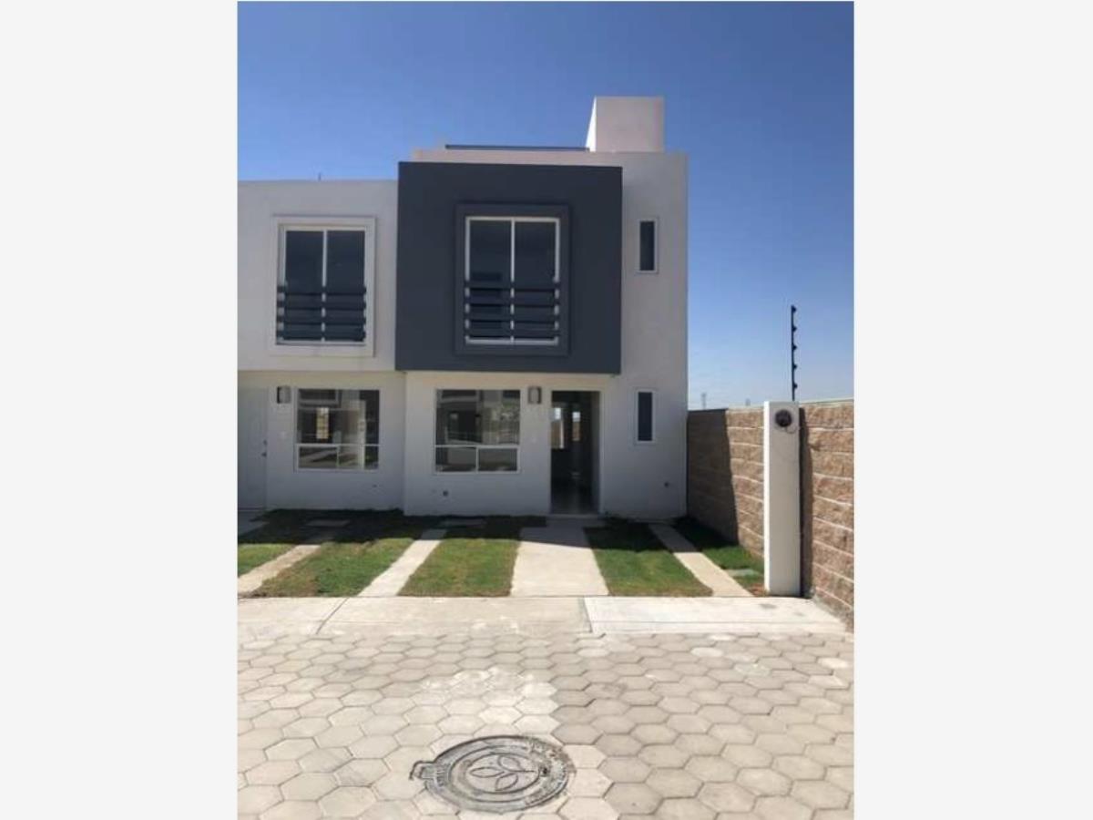 Casa en venta en San Francisco Ocotlán (Ocotlán), Coronango — foto 1 de 12