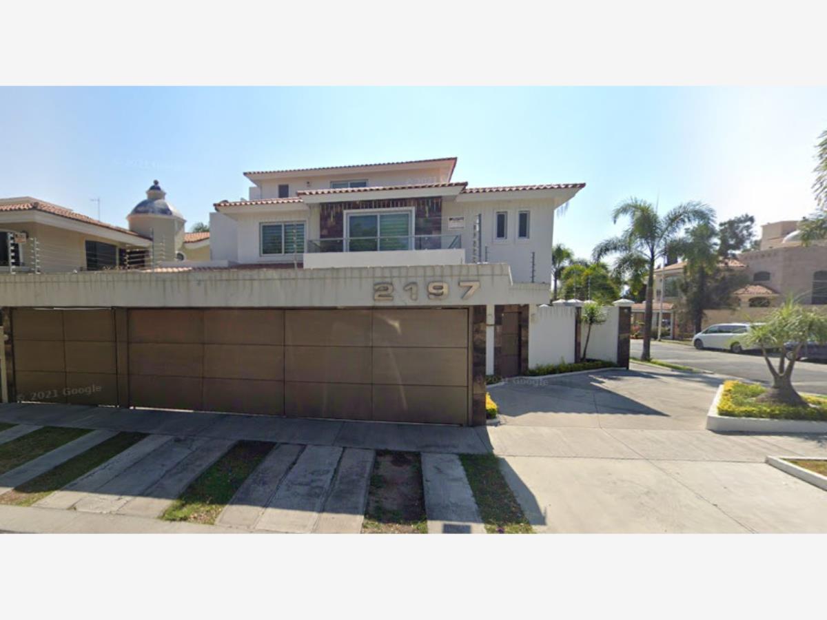 Casa en venta en Bugambilias, Zapopan — foto 1 de 9